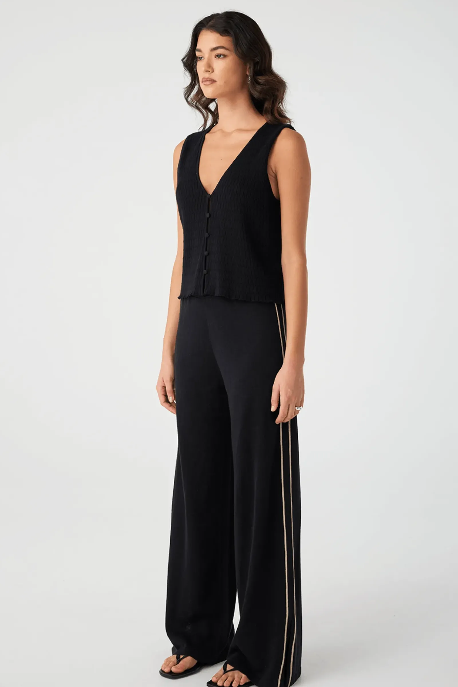 ARCAA Jude Vest - Black Online