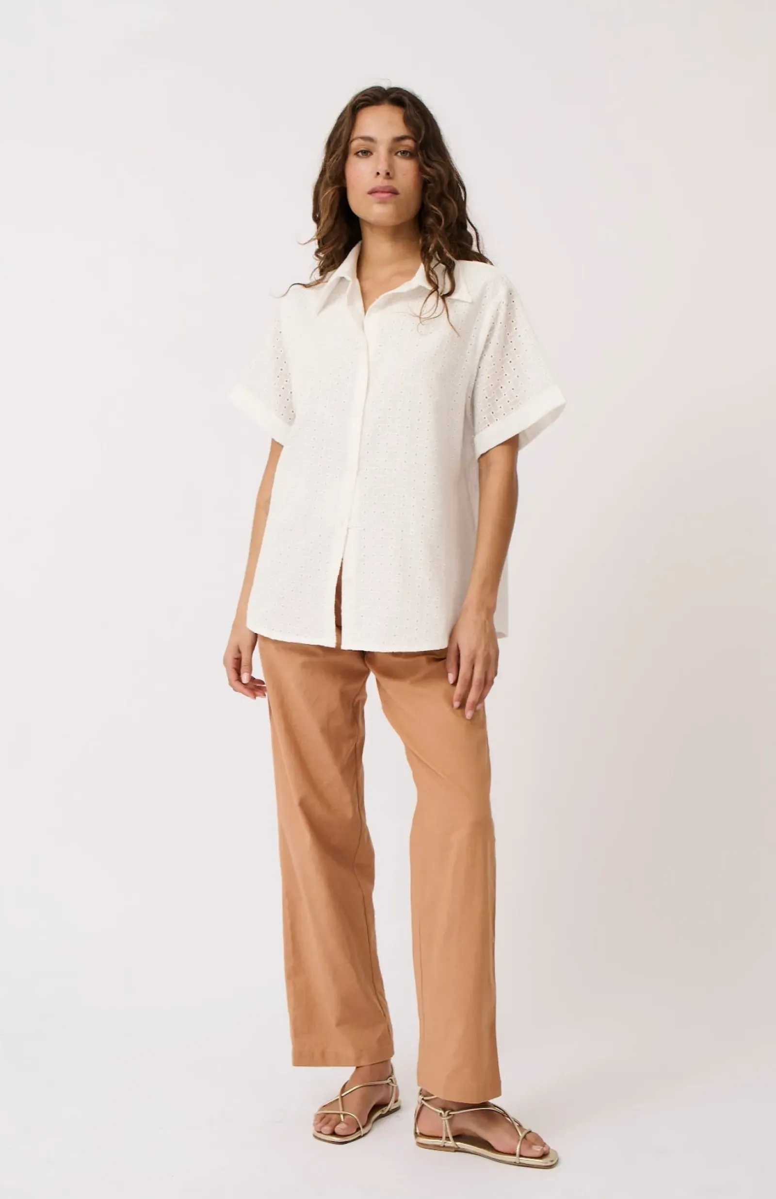 Cartel & Willow Cartel & Willow Tully Shirt - White Broderie Hot