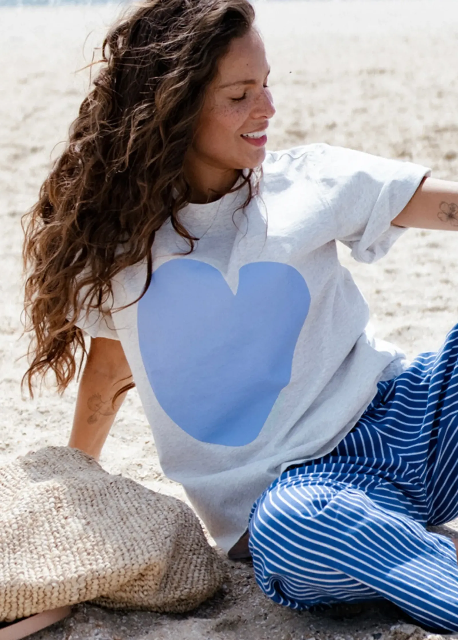 Cartel & Willow Cartel & Willow Cornflower Heart Tee - Marle/Cornflower Discount
