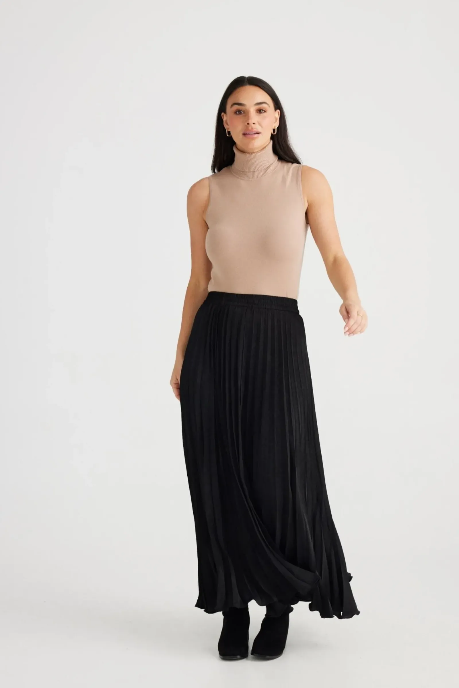 Brave & True Brave & True Alias Pleated Skirt - Black Fashion