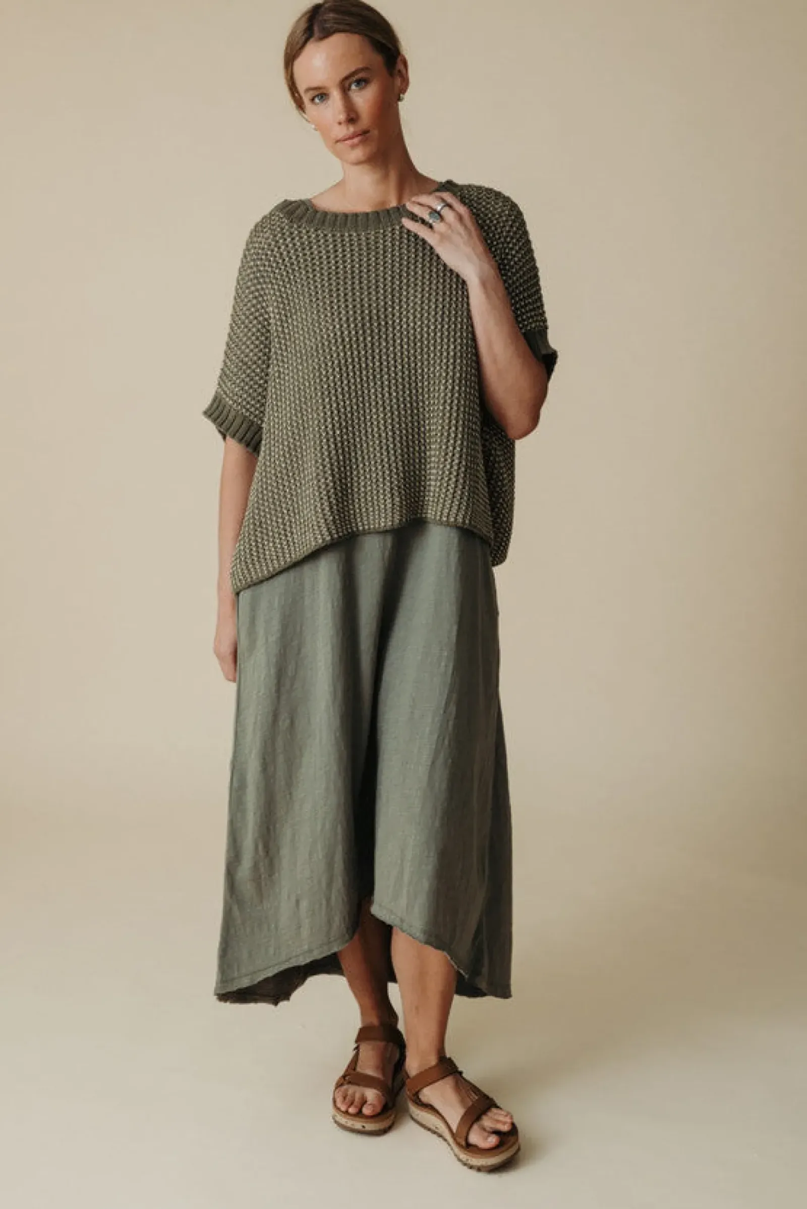Talamaya Sunray Rib Crop Pullover - Dusty Olive Best