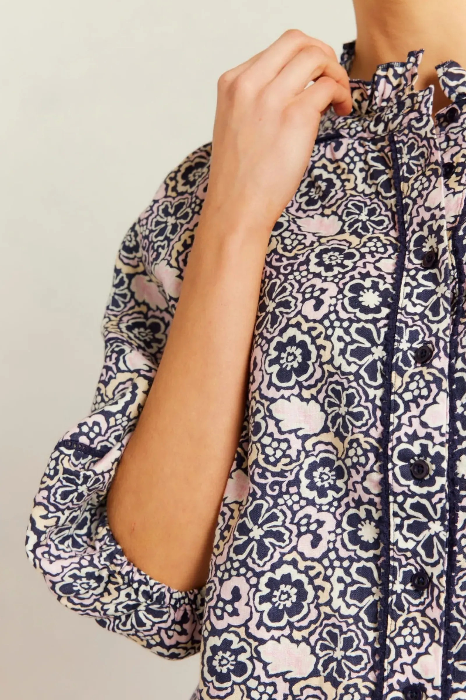 Alessandra Lia Shirt Raya - Navy Best