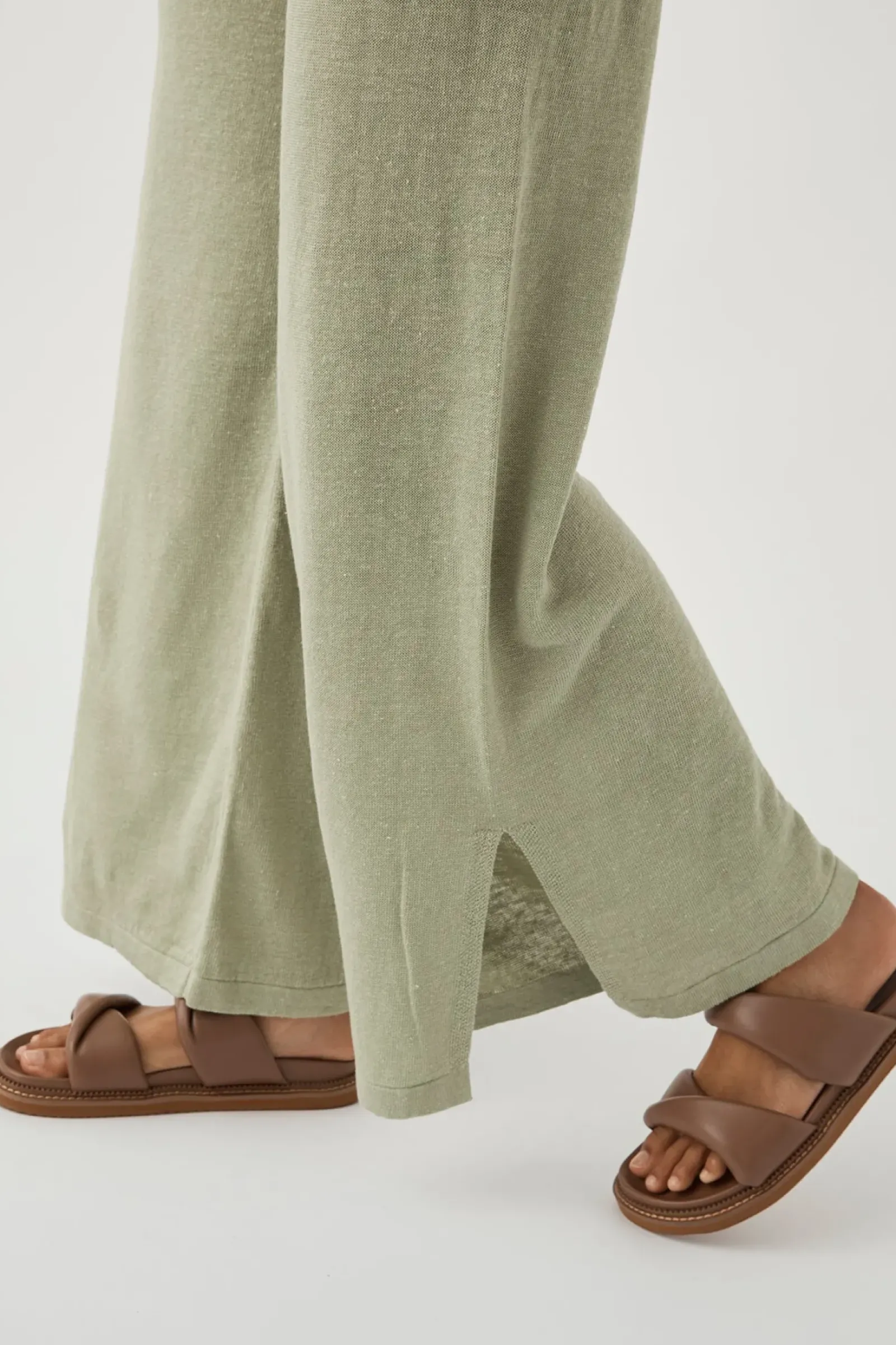 ARCAA Brie Pant - Aloe Hot