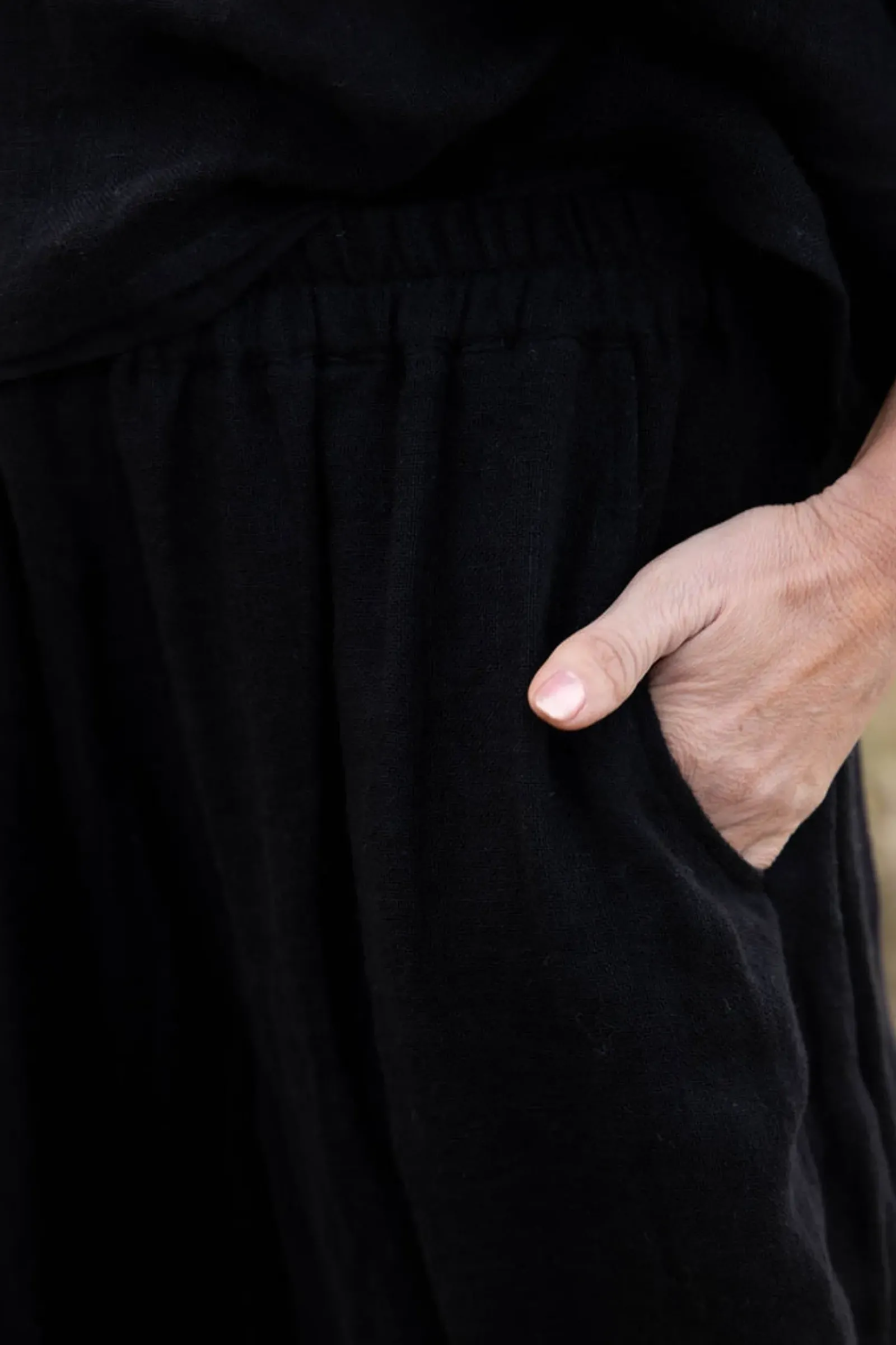 Eadie Lifestyle Eadie Arana Linen Pant - Black Best