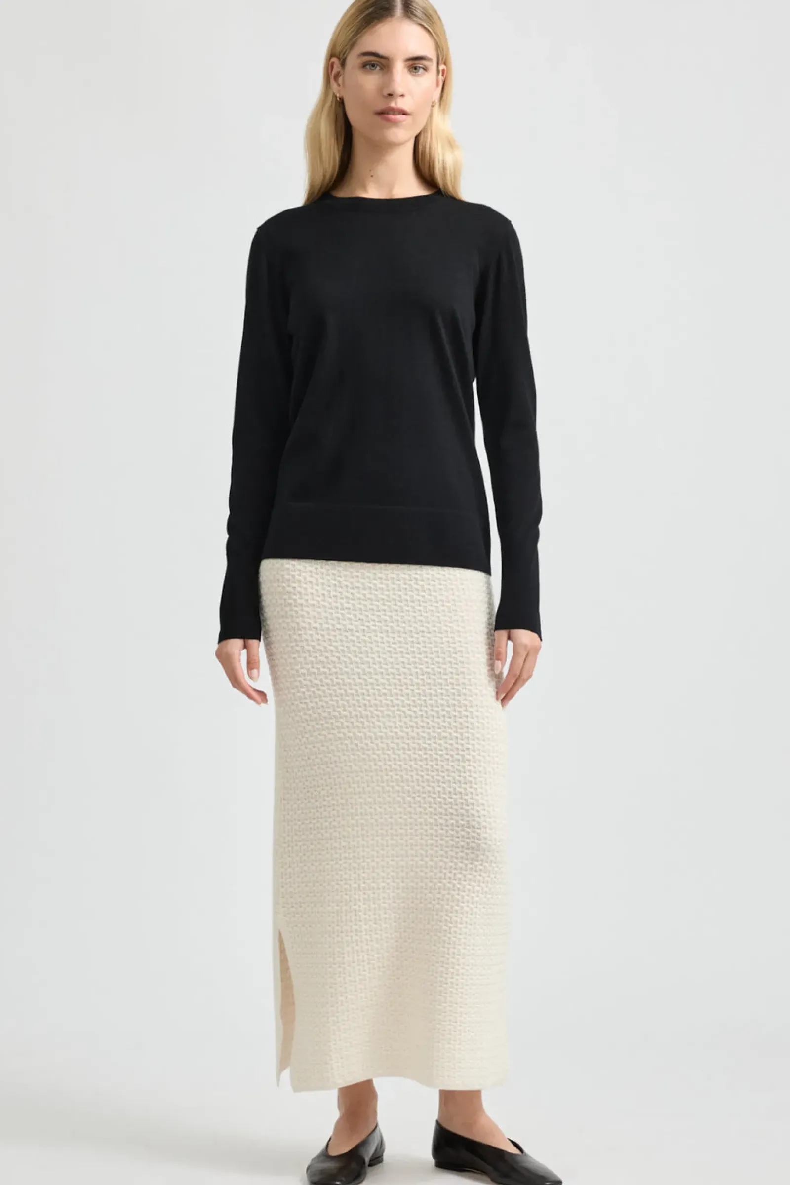 Toorallie Fine Merino Crew - Black Outlet