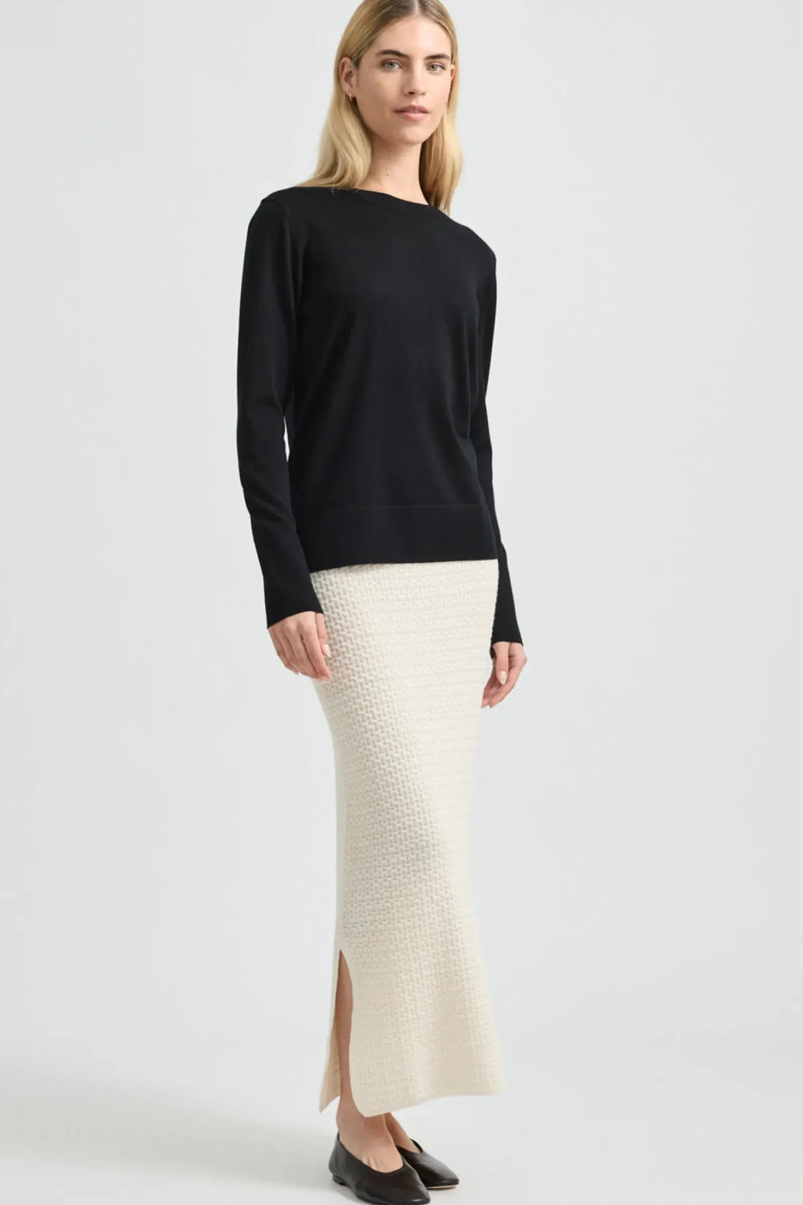 Toorallie Fine Merino Crew - Black Outlet