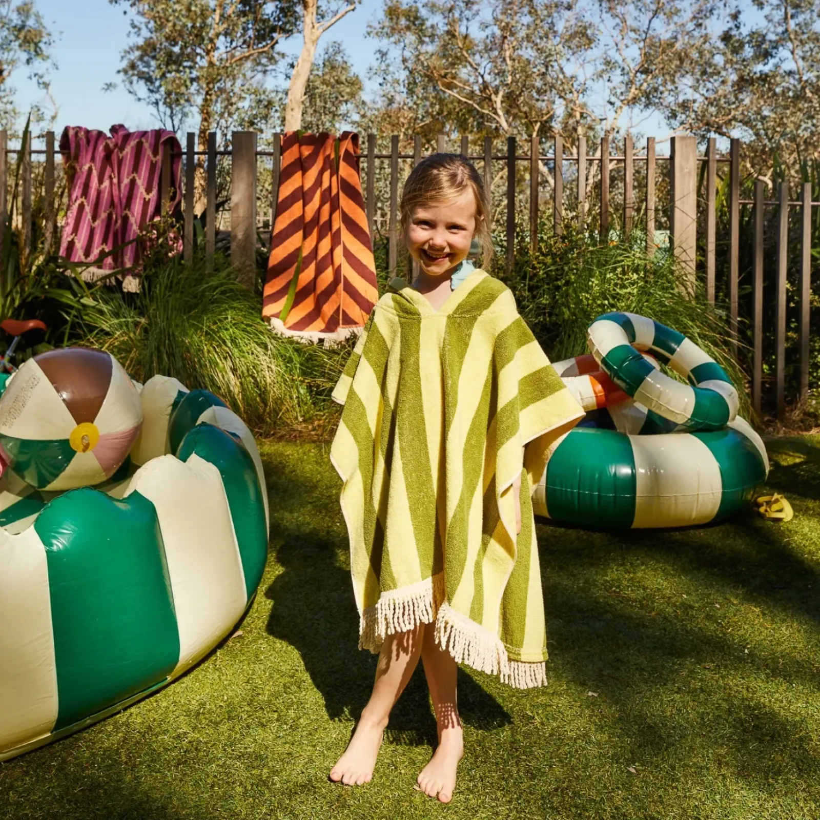 Sage & Clare Sage & Clare Jarita Hooded Towel - Palm New