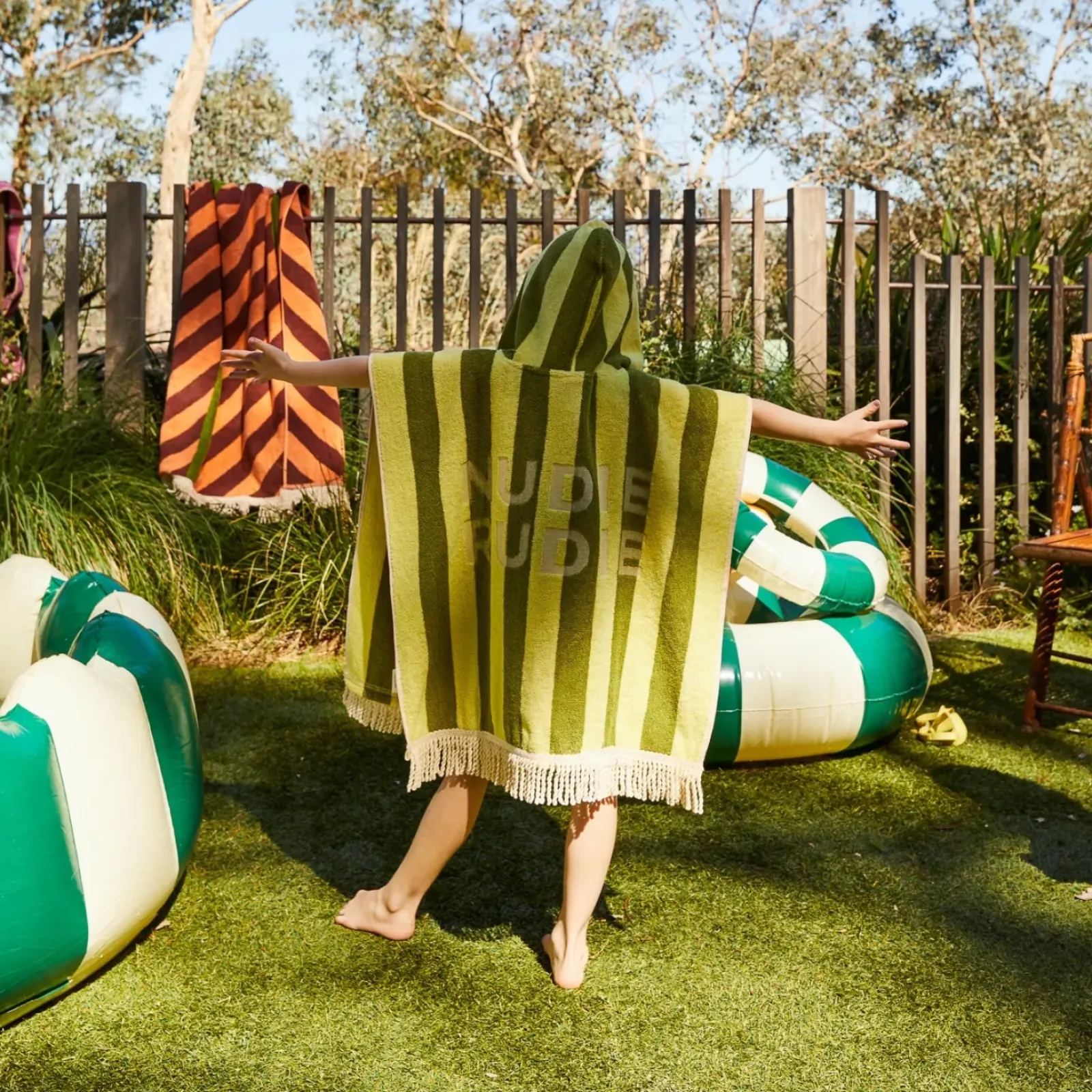 Sage & Clare Sage & Clare Jarita Hooded Towel - Palm New