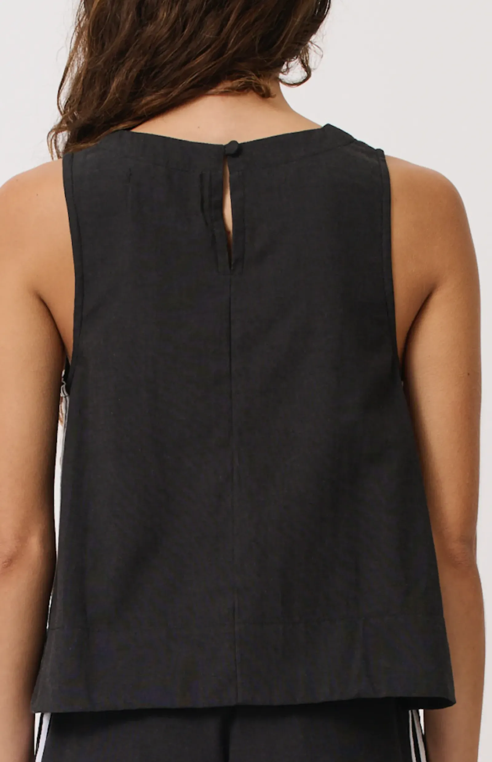Cartel & Willow Cartel & Willow Nora Tank - Black Discount