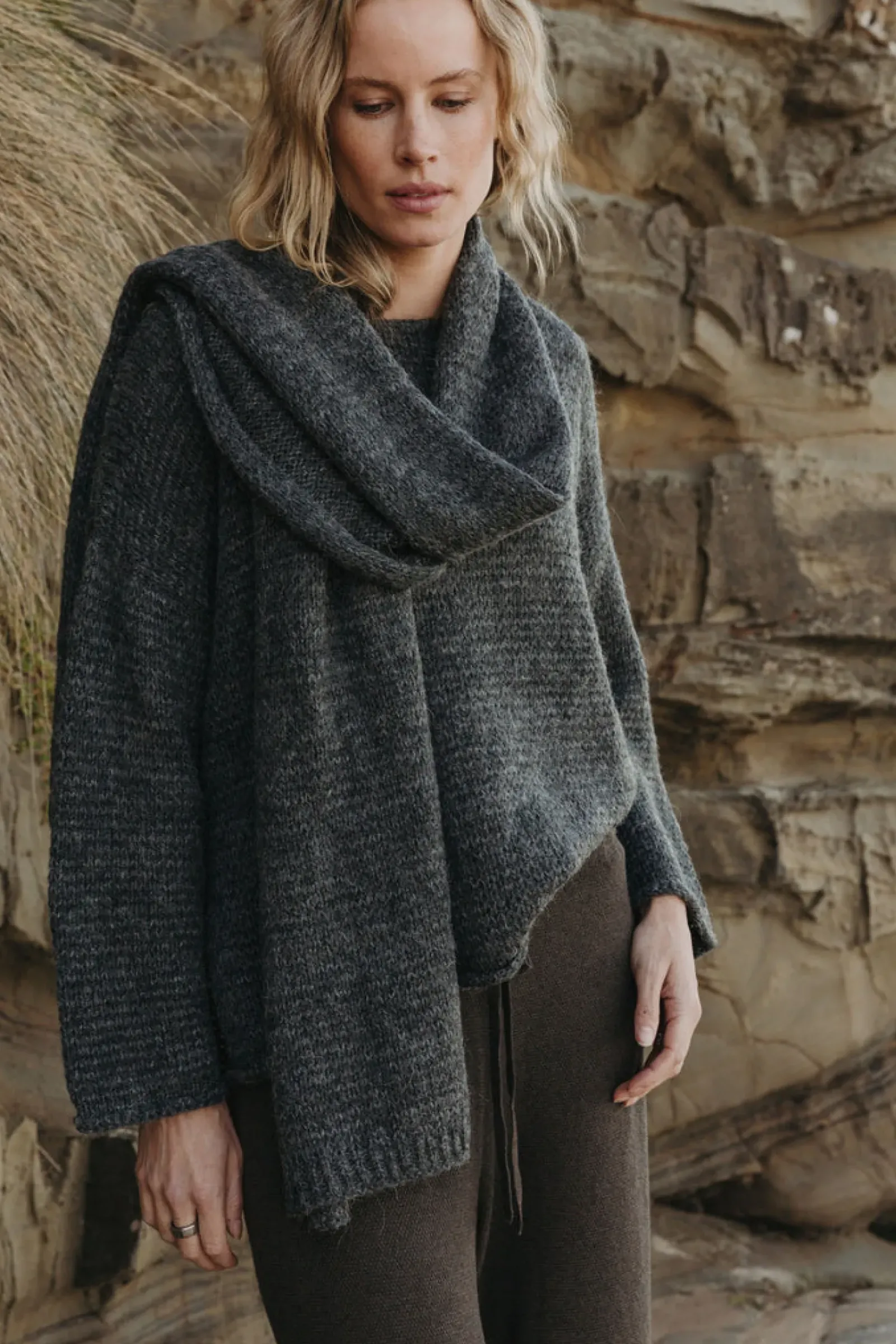 Talamaya Drift Airy Pullover - Heath Green Fashion